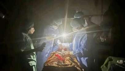 وفاة مريضة بكسلا أثناء عملية جراحية على ضوء الهواتف