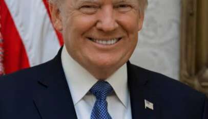 الرئيس الأمريكي ترامب ضيف شرف نهائي كأس العالم غداً الأحد الرئيس الأمريكي ترامب ضيف شرف نهائي كأس العالم غداً الأحد